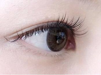 まつ毛エクステサロン キャトルママンズ(Quatre mamans)の写真/カウンセリングが丁寧*自まつ毛の強度や目の形に合わせて、一人一人に似合うまつ毛デザインをご提案☆