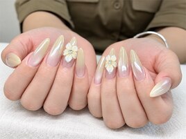 アイボリーフラワーネイル