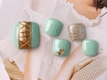 ネイルサロンフォーユー(for u)/グリーン×ゴールド￥7500