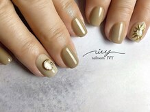 アイヴィー(IVY)/ハンド-デザイン