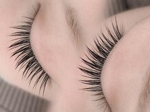 ルナフルール(Luna fleur)/LEDフラットラッシュ4900円~