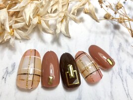 秋色チェックネイル