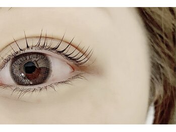 アムール(AMOUR)/パリジェンヌラッシュリフト