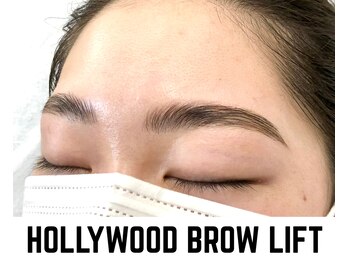 ラベルタ(La Belta)/ハリウッドブロウリフト