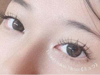 ミュウ(Mieux)の写真/【なかもず駅】旬なお目元に♪お顔のバランスを考えどの角度から見ても可愛く美しいデザインに仕上げます◎