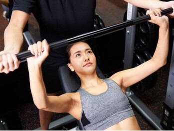しろくま鍼灸院/しろくまFITの写真/トレーニングで鍛える！不調のない理想の身体へ。姿勢改善・ボディメイク・スポーツパフォーマンスUPにも◎