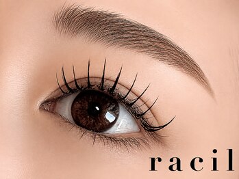 ラシル 岡崎店(racil)の写真/モチの良さなら当店☆《フラットラッシュ120束》¥6480"自まつげより少し華やかに"したいあなたに♪