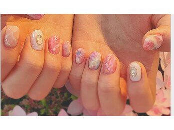 ネイルアンドアイ ミント(nail&eye mint)/ピンクふわふわネイル