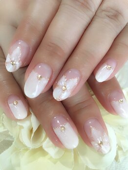 ネイルサロン リリィ(Lily)/上品フラワーネイル