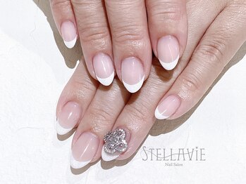 ステラヴィエ(Stellavie)/フレンチネイル+parts