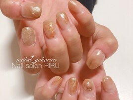 シンプルニュアンスネイル