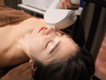 ナナ(Nana)の写真/【顔脱毛☆美白パック付¥3800】同価格で何度も通える♪世代問わず人気な【VIO脱毛¥3800】もオススメ☆