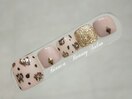 夏フットネイル　ヒョウ柄ネイル