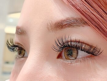 アイアヴァンス あべのルシアス店(Eye AVANCE)の写真/驚きのキープ力!!【オフ込★バインドロック100束¥8800】自まつ毛をエクステで挟み込んで密着度&濃さUP♪