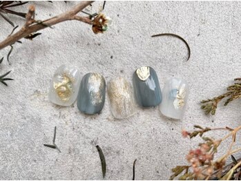 ぷっくりニュアンスネイル