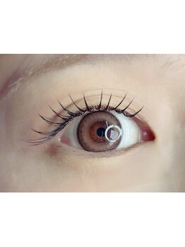 ボリュームのある目元にしたい