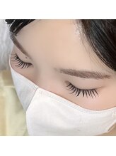 アイミー(Aimee)/伏せ目でもかわいく！