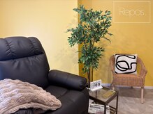 全部屋完全個室☆軽いメイク直しが可能なブースもございます◎