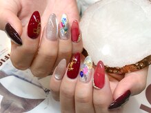 グランディール(Grandir)/流行り詰め込みネイル