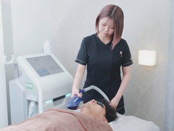 メンズラボ 京都駅前店の写真/【ヒゲ脱毛¥2,500~】肌も整うワンランク上のケア。煩わしいヒゲ剃りの手間と、肌荒れの悩みに終止符を。