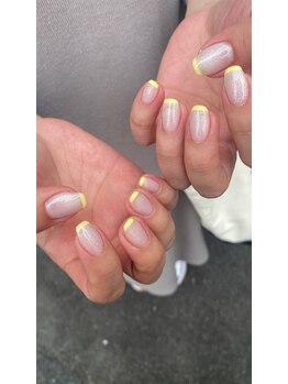 ラメ+スキニーフレンチネイル