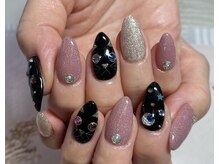 クロエ(chloe)/黒ネコネイル