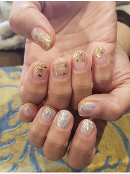 ネイルサロン リスタ(Rista)/ラメ　ホロ　星　グラデ