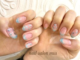 やり放題ネイル