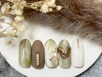 ネイルルームシャイン/