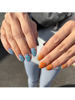 〇ドットネイル〇