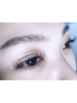 ボリュームのある目元にしたい