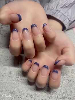 ベラッコ(Bellco)/青系フレンチネイル