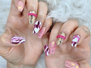 グランドオウジャ(Grand Ouja)/バレンタインネイル