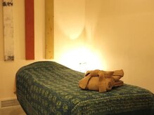 クロードモネ 東京駅丸の内店の雰囲気（[東京駅/丸の内/オーガニック/アロママッサージ/AVEDA]）