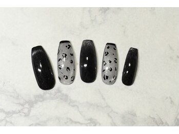 リアン デ フロート(Lian de FLORT)/アニマル柄マグネットデザイン