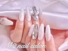 エムズ ネイルサロン(M2)/上品パールホワイト埋め尽くし