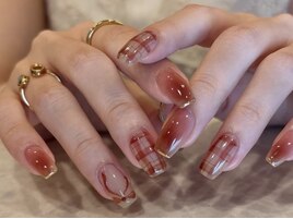 チェック柄ネイル