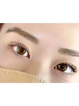 ナチュラル上品な目元にしたい