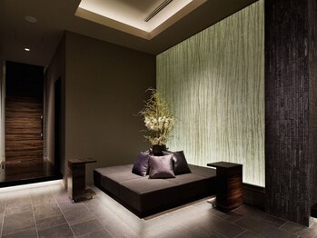 ペールノエル 静岡店(PERE NOEL)/高級感溢れる非日常的な空間