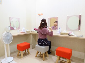 酵素浴5 ささしまライブ店/きれいなドレッサールーム