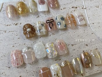 アイネイルエム 本町店(eyenail M)の写真/《本町2分》6～8種類から選べるデザイン多数ご用意◎季節毎のトレンドネイルやフットネイルで女子力UP♪