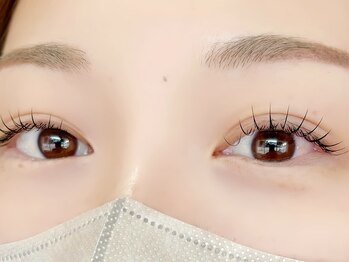 クウネル(Qoonel)/フラットラッシュ（マツエク）