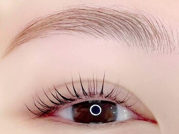 プレイズ(Praise)の写真/≪パーマ×wax脱毛≫肌にやさしい商材を使用。お顔の黄金比を比較して似合わせ眉へ☆新しい私に出会える♪