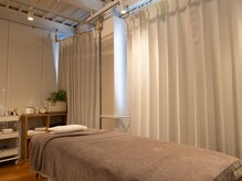 サロン ド クーラ(Salon de CURA)