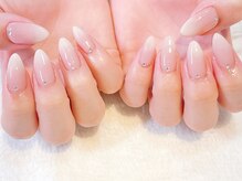 ムーピーネイル(moopy nail)の雰囲気（負担を少なく、自爪や指が美しく見えるよう施術します。）