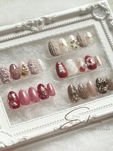 エクルーン(ecloun)/大人可愛いクリスマスネイル