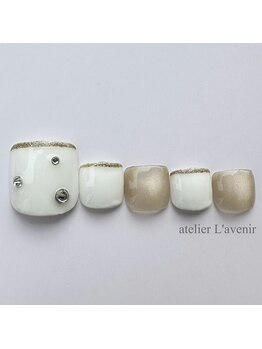 アトリエラブニール/ラインフレンチネイル