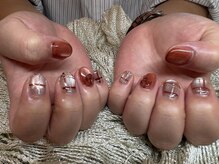 ネイルサロン シェリ(NAIL SALON Cheri)の雰囲気（enoi新作！pixieマグネット人気のチェック柄アート）