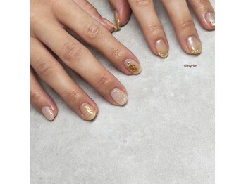 シルニー リム(Silny rim)/右)やり放題/ 左)アシンメトリー