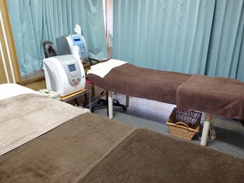 エステサロン JJシャンハイ/施術ベット